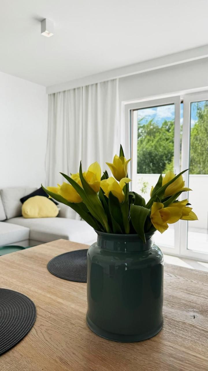 Apartament Park Bazantow Katowice Bagian luar foto